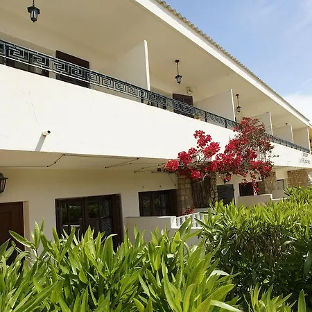 Aparthotel Résidence Les Mandariniers 3*