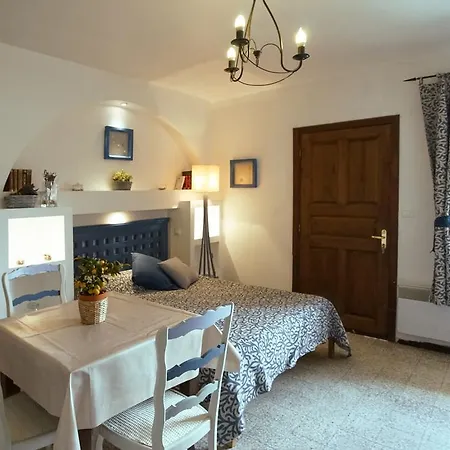 Appart hôtel Résidence Les Mandariniers 3*